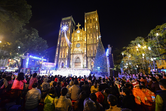 Best Things To Do See In Hanoi At Christmas Vietnam Local Tour