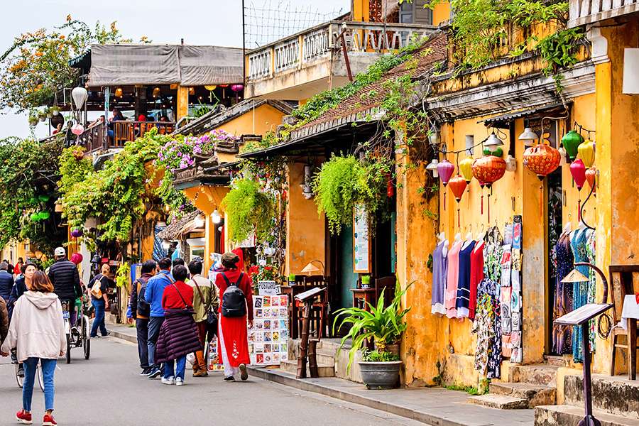 Rich Cultural Heritage in Hoi An - Hoi An ancient town