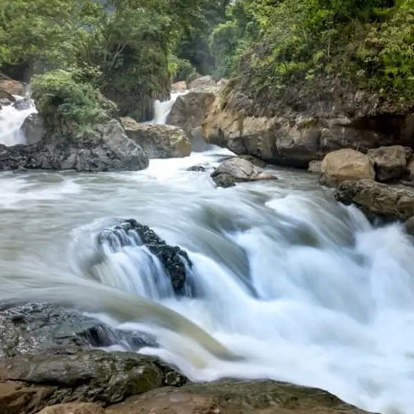 Dau Dang Waterfall - Ba Be Tours with vietnam local tours